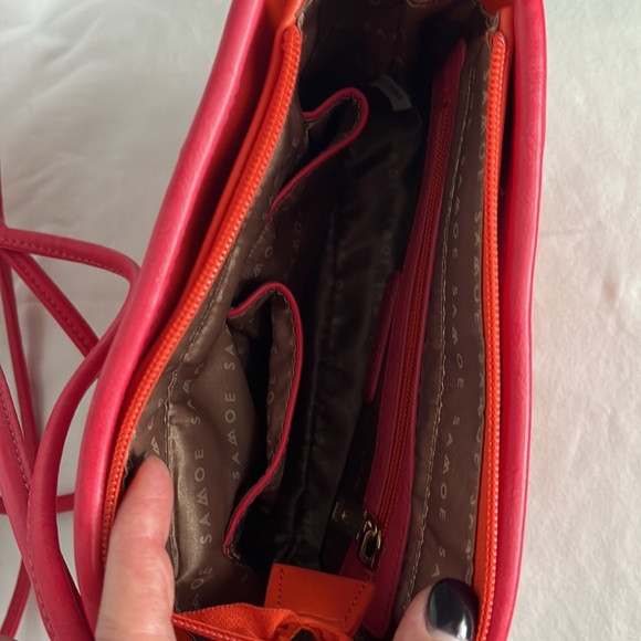 Samoe Style Crossbody Convertible Wover Purse Handbag. Tangerine & Berry Pink. - Picture 6 of 7